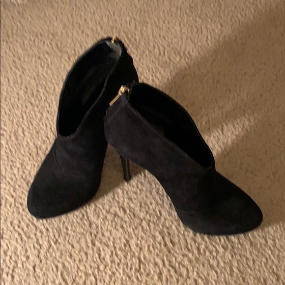 Guess high heel ankle booties - Picture 4 of 7